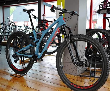 Mountain bike - Trouver le VTT adéquat grâce à un conseil personnalisé